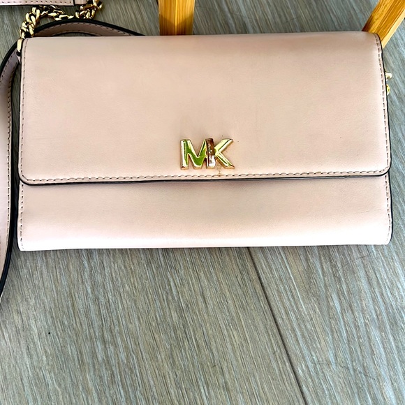 Michael Kors Sling bag - Picture 2 of 7